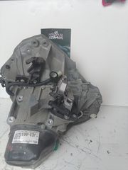 Πωλείται σασμάν απο Renault twingo 3   0,9 turbo με κωδικό je3003p