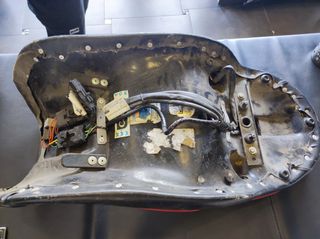 Σέλα από bmw GS 2003 corbin-thumb-2