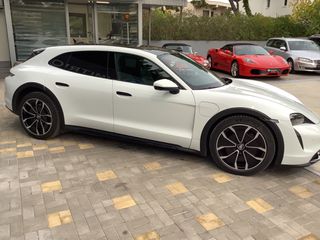 Porsche Taycan 2022 4 CROSS TURISMO-thumb-8