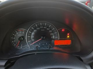 Nissan Micra 2014 1.2 5D 80HP--thumb-5