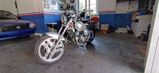 Honda Magna 2005-thumb-6