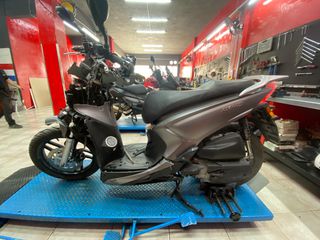 Kymco people 200-thumb-1