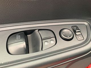 Nissan Micra 2018 ACENTA-thumb-25