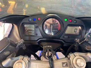 Honda CBR 1100 XX Super Blackbird 2004 Injection-thumb-3