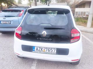 Renault Twingo 2017-thumb-10