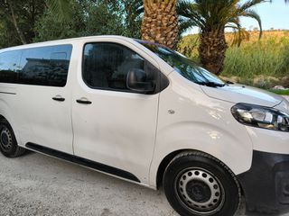 Citroen Jumpy 2017-thumb-1