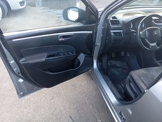 Suzuki Swift 2015-thumb-6