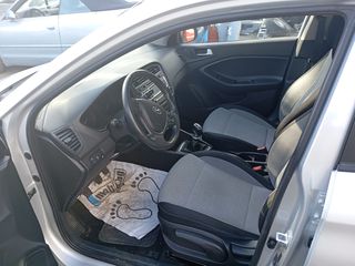 Hyundai i 20 2017-thumb-6