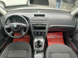 Skoda Octavia 2012 <DANOS CARS> 1.2 ΑΡΙΣΤΟ-thumb-9