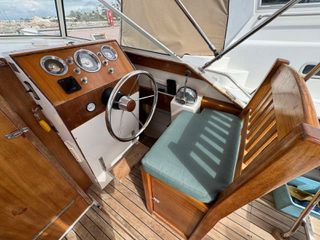 Chris-Craft 1965 CUTLASS CAVALIER 26-thumb-11