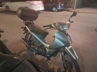 Yamaha Crypton R 2006