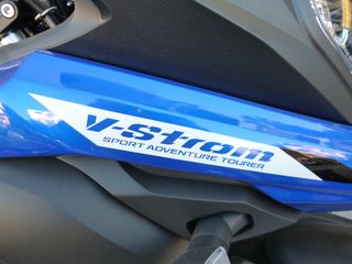 Suzuki V-Strom 650 2025 XT EU5 MY25-thumb-9