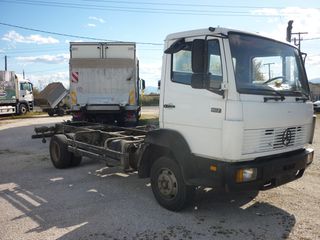 Mercedes-Benz 1991 817