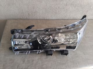 ΤΟΥΟΤΑ COROLLA 2018 Φανάρια Εμπρός