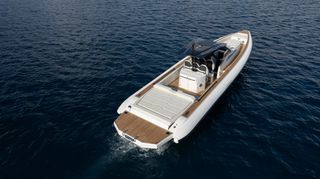 Technohull 2024 Omega 47-thumb-5
