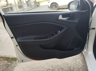 Hyundai i 20 2017 COMFORT+ Νάβι-thumb-23