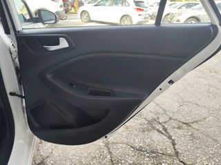 Hyundai i 20 2017 COMFORT+ Νάβι-thumb-17