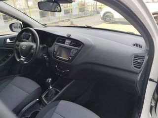 Hyundai i 20 2017 COMFORT+ Νάβι-thumb-13