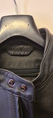 Dainese, classic & minimalist design-thumb-3