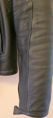Dainese, classic & minimalist design-thumb-2