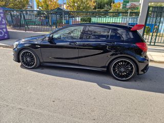 Mercedes-Benz A 45 AMG 2014-thumb-7