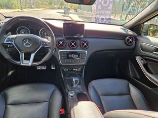 Mercedes-Benz A 45 AMG 2014-thumb-11