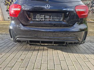 Mercedes-Benz A 45 AMG 2014-thumb-22