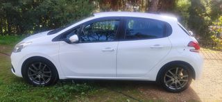 Peugeot 208 2015 1.6 BLUEHDI-thumb-3
