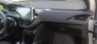 Peugeot 208 2015 1.6 BLUEHDI-thumb-5