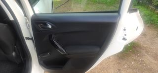 Peugeot 208 2015 1.6 BLUEHDI-thumb-14
