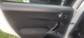 Peugeot 208 2015 1.6 BLUEHDI-thumb-11