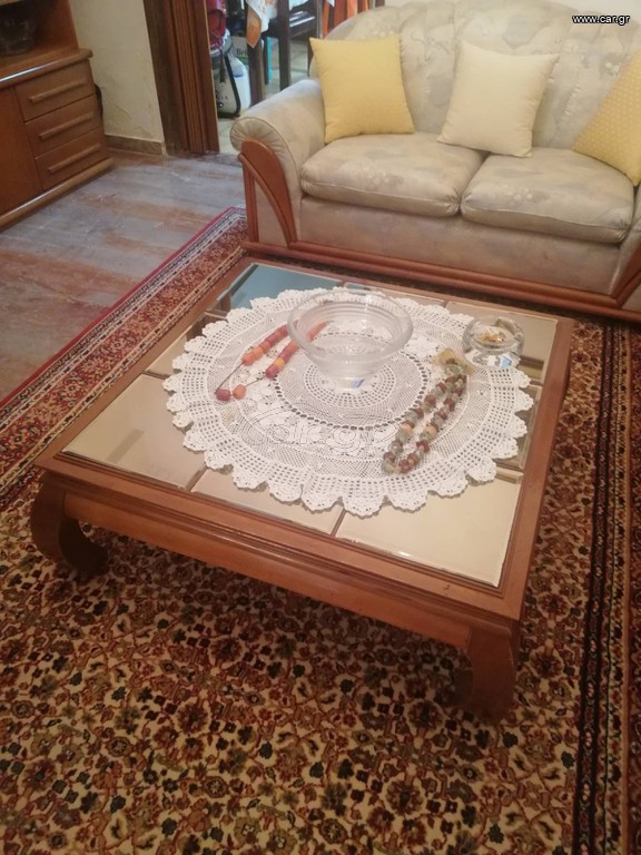 Πωλείται σετ: Τραπεζάκια Σαλονιού