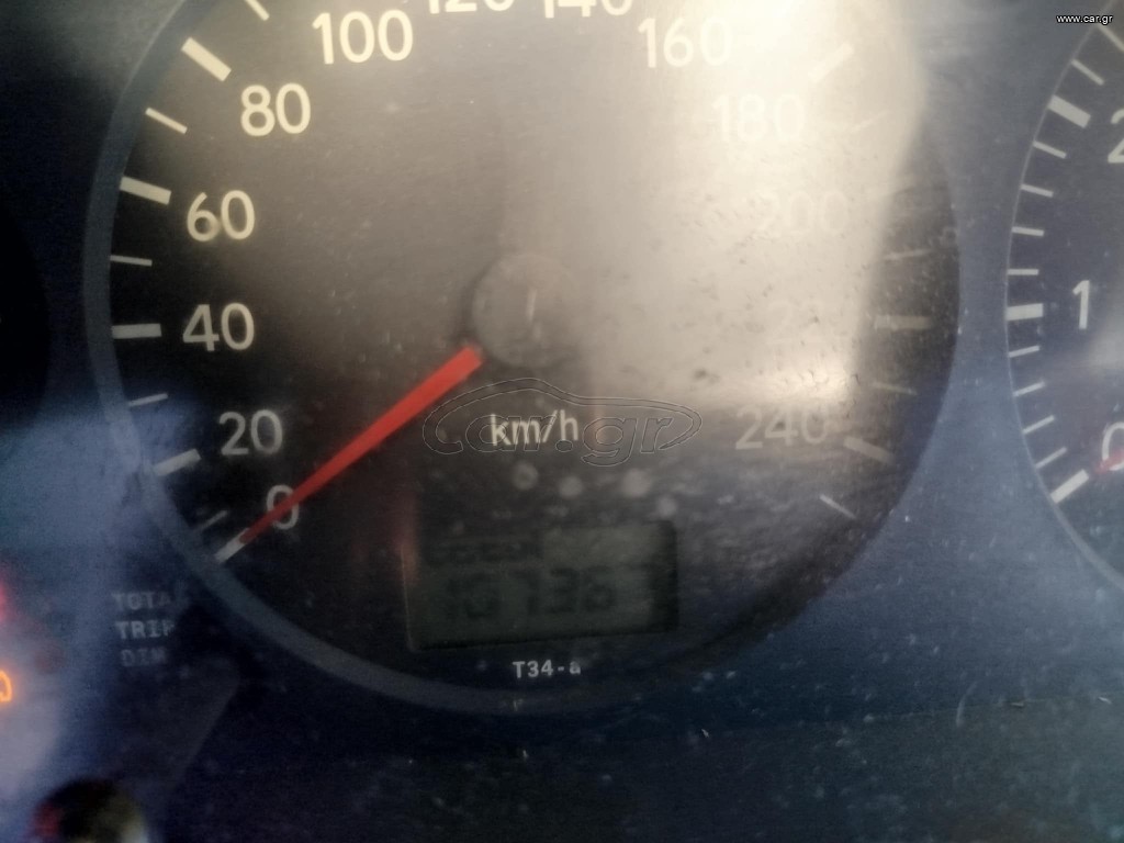 Toyota Avensis 2002