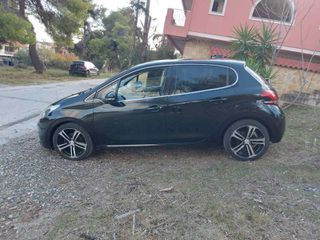 Peugeot 208 2015 1.2 e-THP GT Line-thumb-3