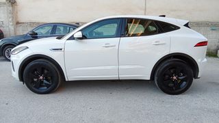 Jaguar E-Pace 2019 R-Dynamic 4X4 AUTOMATIC..!!!-thumb-1