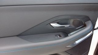 Jaguar E-Pace 2019 R-Dynamic 4X4 AUTOMATIC..!!!-thumb-34