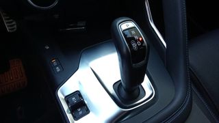 Jaguar E-Pace 2019 R-Dynamic 4X4 AUTOMATIC..!!!-thumb-18
