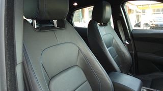 Jaguar E-Pace 2019 R-Dynamic 4X4 AUTOMATIC..!!!-thumb-29