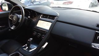 Jaguar E-Pace 2019 R-Dynamic 4X4 AUTOMATIC..!!!-thumb-31