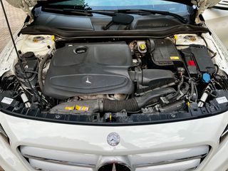 Mercedes-Benz GLA 200 2014 AMG line/ Panorama - KDP Garage-thumb-46