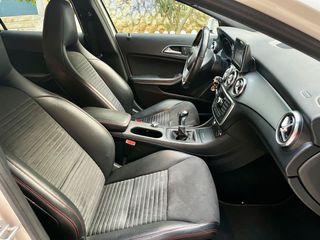 Mercedes-Benz GLA 200 2014 AMG line/ Panorama - KDP Garage-thumb-27