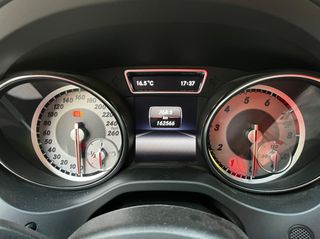 Mercedes-Benz GLA 200 2014 AMG line/ Panorama - KDP Garage-thumb-29