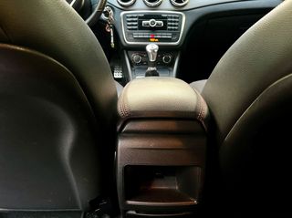 Mercedes-Benz GLA 200 2014 AMG line/ Panorama - KDP Garage-thumb-35