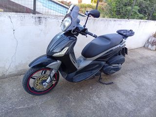 Piaggio Beverly 350 2013-thumb-1