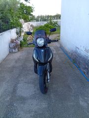 Piaggio Beverly 350 2013-thumb-5