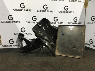 Βάση μπαταρίας Toyota Yaris 2012-2017