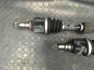 Ημιαξόνια δεξιά και αριστερά Toyota Yaris 2012-2017 με κωδικό 43410-0d341