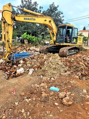Εκσκαφέας Με Ερπύστριες Komatsu 2000 pc180-thumb-3