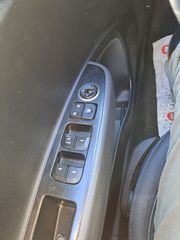 Hyundai i 10 2016 1.0 Login-thumb-19