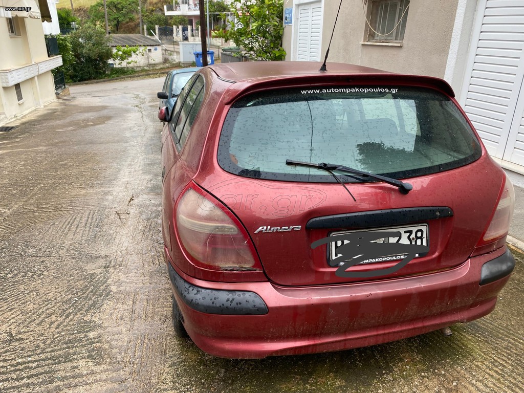 Nissan Almera '02